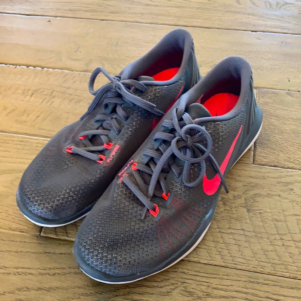Nike Cross Training Shoes Women’s size 8